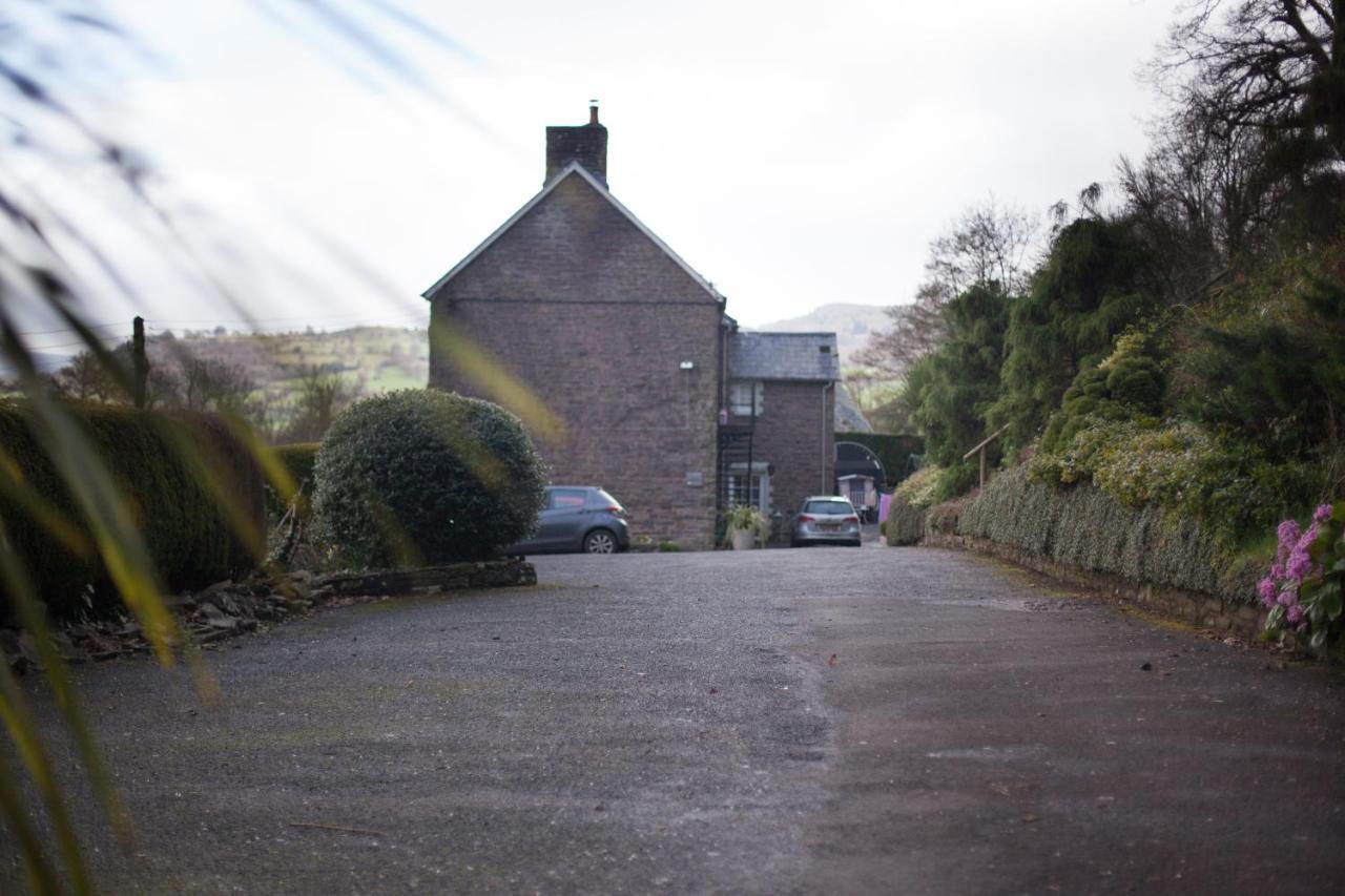 Ty Croeso Boutique B&B Crickhowell Buitenkant foto